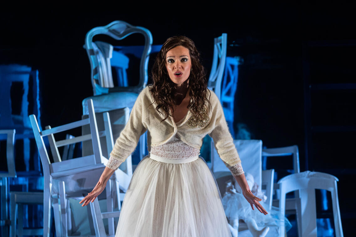 A captivating performance by Evgeniya Khomutova as Silvia in Haydn’s L’isola disabitata at Palau de les Arts Reina Sofia, Valencia. Evgeniya Khomutova performing as Silvia in L’isola disabitata at Palau de les Arts Reina Sofia, Valencia